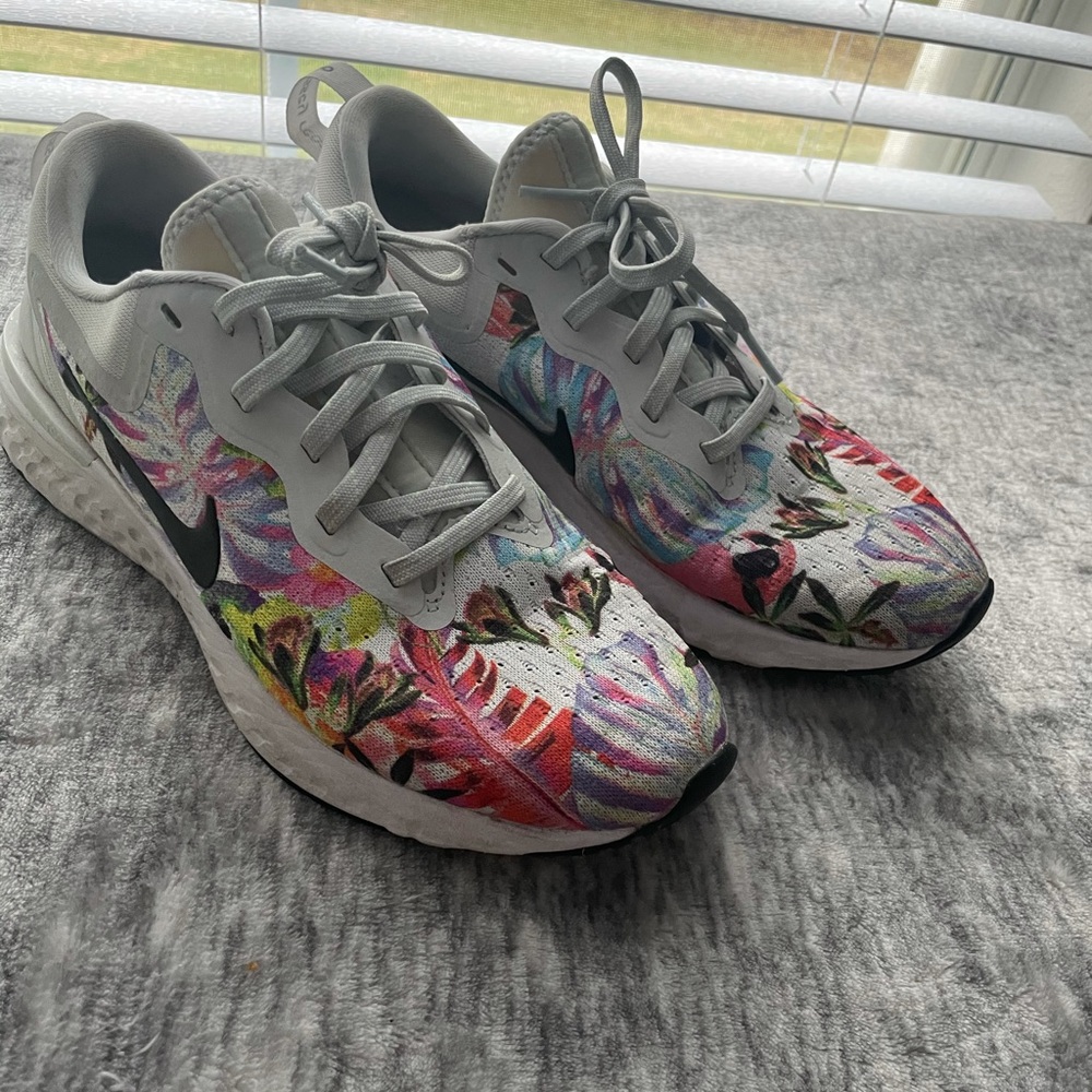 Nike Women’s Odyssey React GPX RS Floral